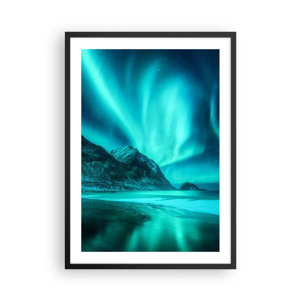Plakat w czarnej ramie - Fotograficzne ujęcie zorzy polarnej nad górzystym krajobrazem - 50x70cm - Cuda północy - Nowoczesna dekoracja ścienna do salonu i sypialni ARTTOR