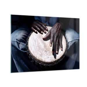 Obraz na szkle - Dłonie grające na bębnie djembe w bliskim ujęciu - 70x50cm - Żyj w swoim rytmie - Nowoczesna dekoracja ścienna do salonu i sypialni ARTTOR