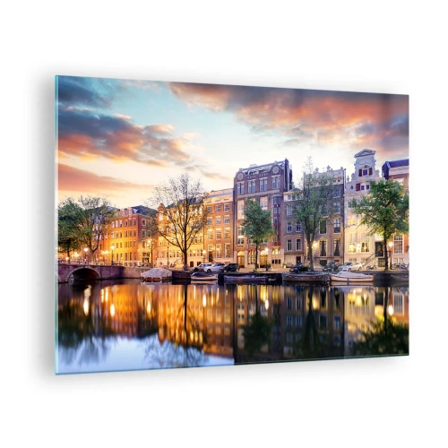 Obraz na szkle - Kanał w Amsterdamie o zachodzie słońca z odbiciem w wodzie - 70x50cm - Powściągliwe i spokojne holenderskie piękno - Nowoczesna dekoracja ścienna do salonu i sypialni ARTTOR
