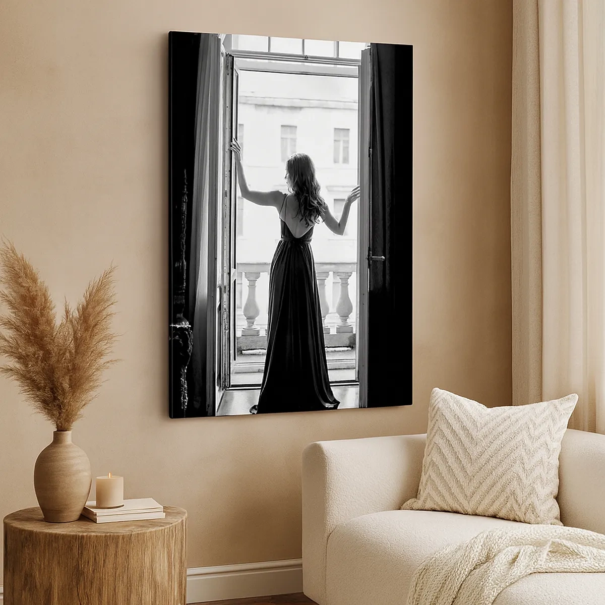 Obraz na płótnie - Kobieta w długiej sukni stojąca przy otwartym oknie - 50x70cm - W wielkim stylu - Nowoczesna dekoracja ścienna do salonu, kuchni i sypialni ARTTOR