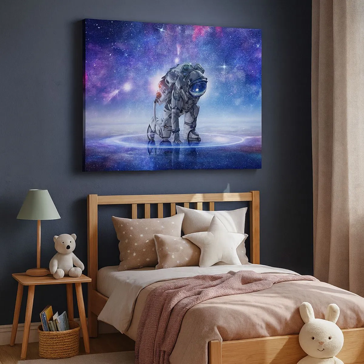 Obraz na płótnie - Astronauta w galaktycznym krajobrazie - 70x50cm - Niebo gwiaździste nade mną - Nowoczesna dekoracja ścienna do salonu i sypialni ARTTOR