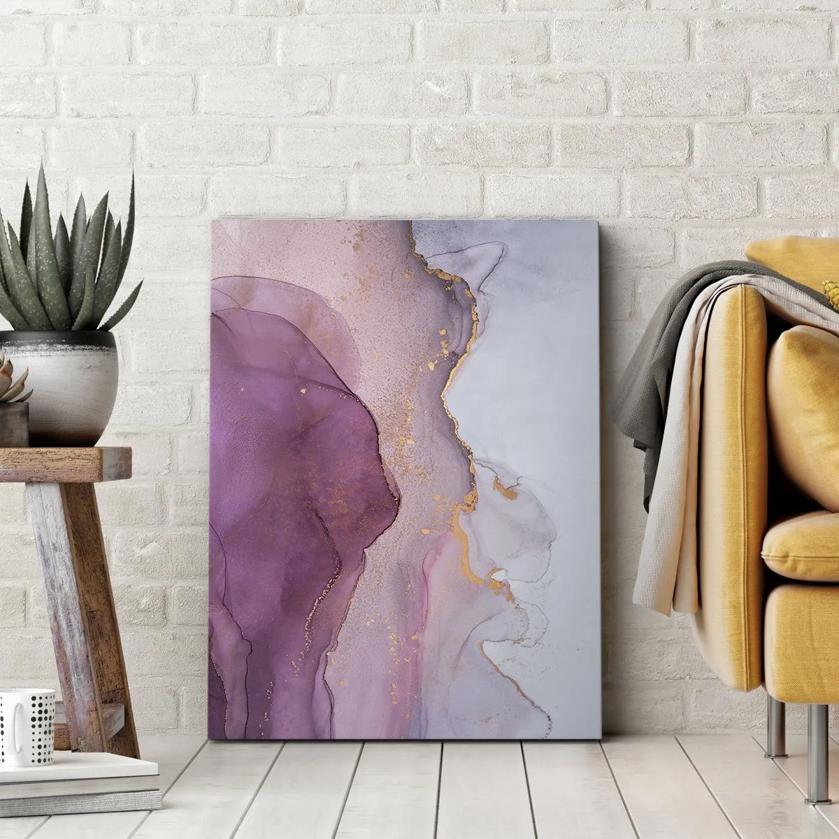 Obraz na płótnie - Abstrakcyjna kompozycja w odcieniach fioletu i złota - 50x70cm - Fale lila i fioletu - Nowoczesna dekoracja ścienna do salonu, kuchni i sypialni ARTTOR