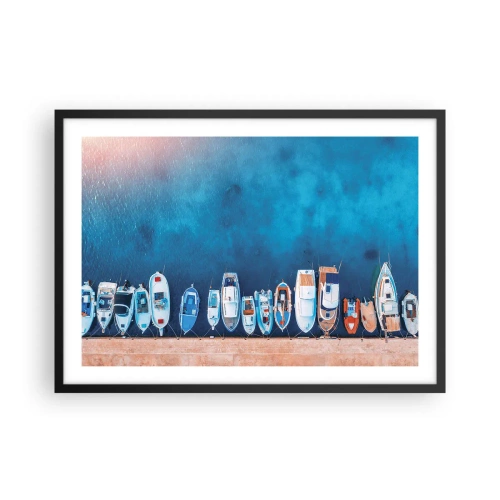 Plakat w czarnej ramie - Łodzie zacumowane przy brzegu na tle błękitnej wody - 70x50cm - W jednym rzędzie - Nowoczesna dekoracja ścienna do salonu i sypialni ARTTOR