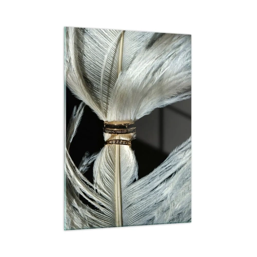 Obraz na szkle - Zbliżenie obrączek na białych piórach na czarnym tle - 50x70cm - ...i nie opuszczę Cię… - Nowoczesna dekoracja ścienna do salonu, kuchni i sypialni ARTTOR