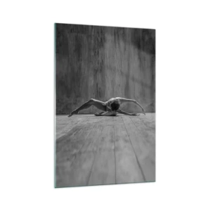 Obraz na szkle - Tancerka w artystycznej pozie - 70x100cm - Symetria odnaleziona - Nowoczesna dekoracja ścienna do salonu i sypialni ARTTOR