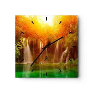 Zegar ścienny - Wodospady otoczone zielenią w blasku zachodzącego słońca - 30x30cm - W słońcu i w cieniu - Nowoczesna dekoracja ścienna do salonu i sypialni ARTTOR