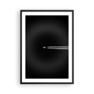 Plakat w czarnej ramie - Samolot lecący na czarnym tle, pozostawiający smugi kondensacyjne - 50x70cm - W inny wymiar - Nowoczesna dekoracja ścienna do salonu i sypialni ARTTOR