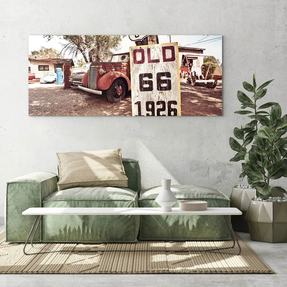 Obraz na szkle - Retro samochód i znak Route 66 w rustykalnym otoczeniu - 120x50cm - Legenda amerykanskiej prowincji - Nowoczesna dekoracja ścienna do salonu i sypialni ARTTOR