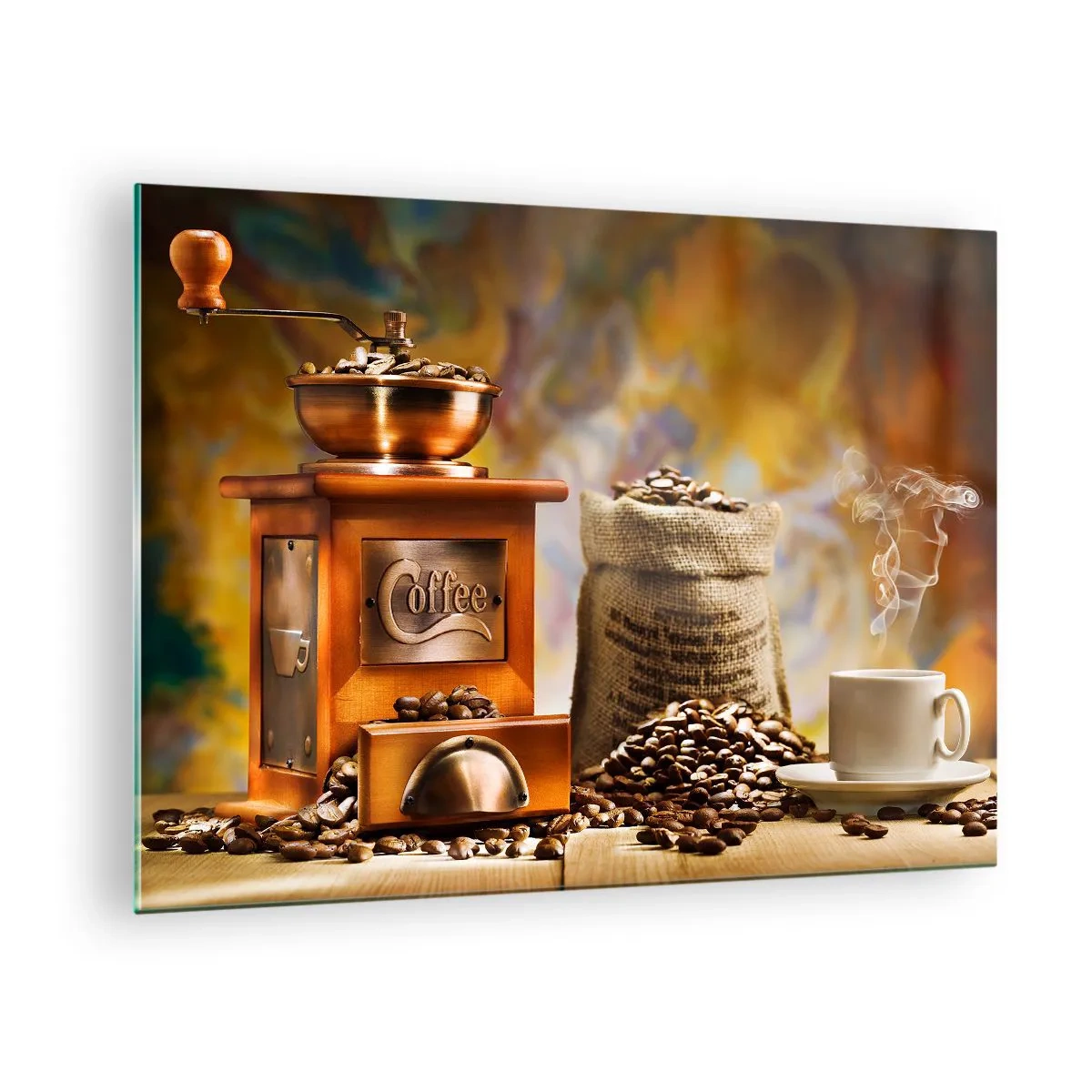 Obraz na szkle - Młynek do kawy, ziarna i filiżanka na drewnianym stole - 70x50cm - Chrzęst ziaren, terkot młynka - Nowoczesna dekoracja ścienna do salonu i sypialni ARTTOR