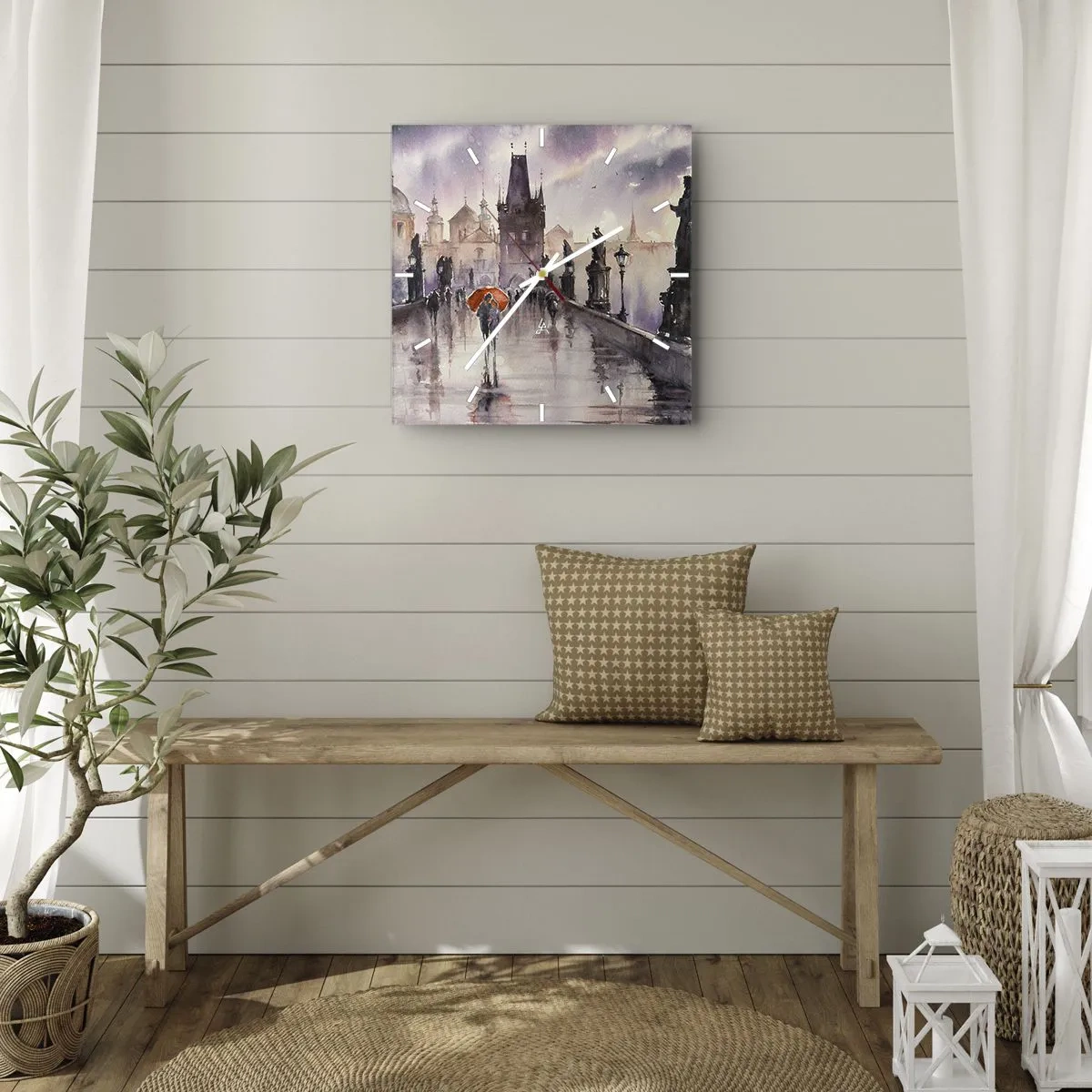 Zegar ścienny - Romantyczny widok mostu z parasolem na tle wieczornego miasta - 30x30cm - Ludzie się nie zmieniają - Nowoczesna dekoracja ścienna do salonu i sypialni ARTTOR