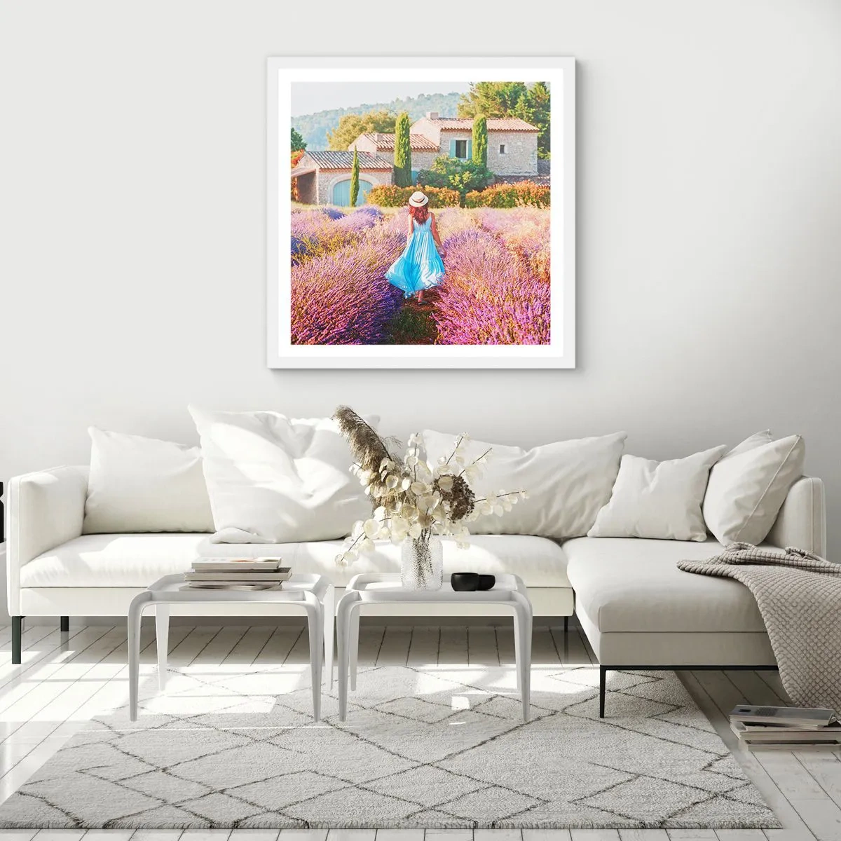 Plakat w białej ramie - Lawendowa dziewczyna - 50x50 cm