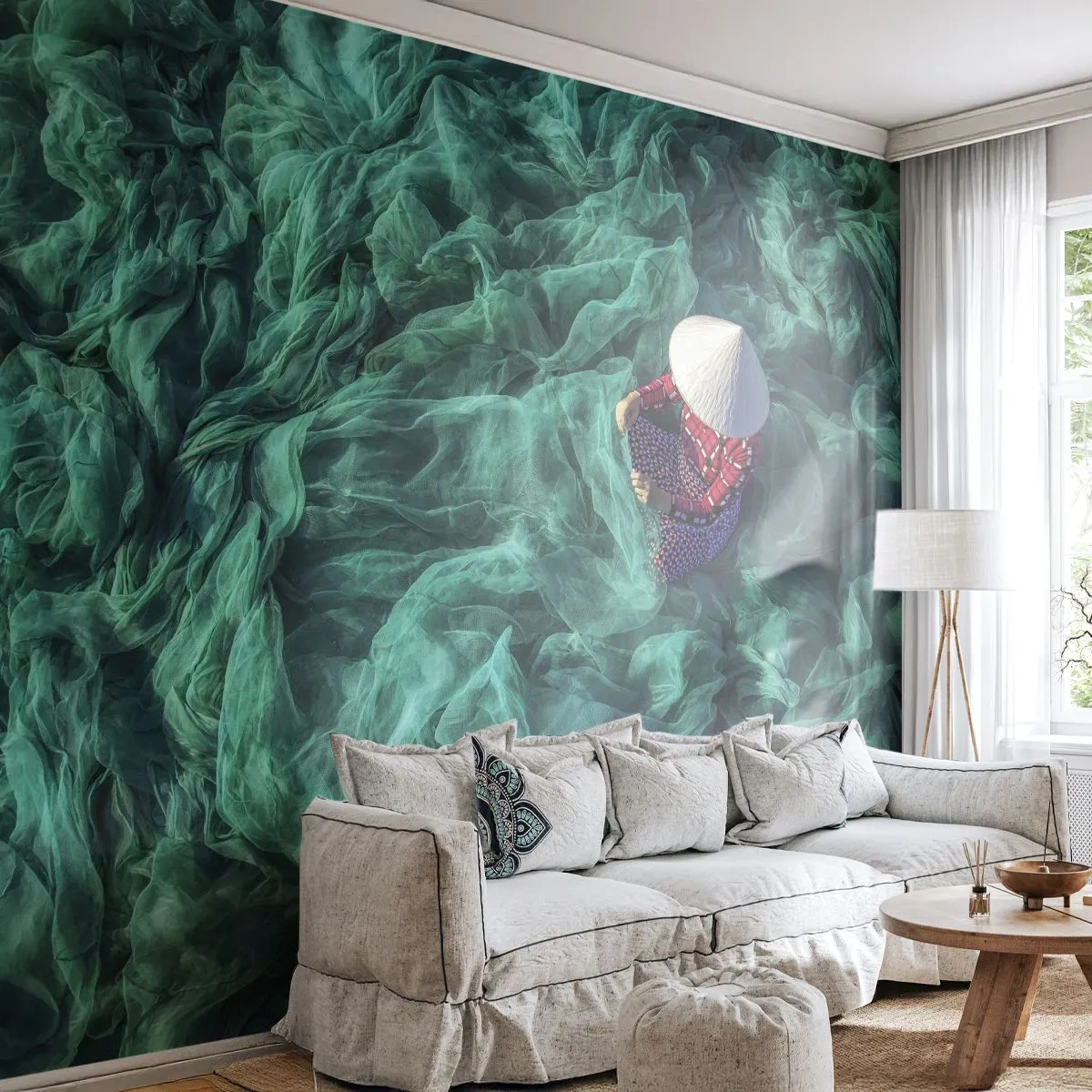 Fototapeta Premium Sand - Tradycyjna wietnamska tkaczka w zielonych sieciach rybackich - 100x70cm - W morzu sieci - Nowoczesna dekoracja ścienna do salonu, kuchni i sypialni ARTTOR