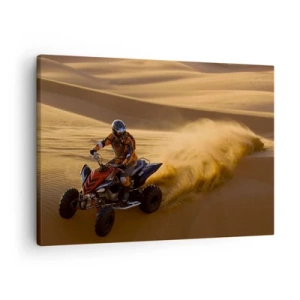 Obraz na płótnie - Motocyklista na quadzie pędzący po piaszczystych wydmach pustyni - 70x50cm - Na falach piasku - Nowoczesna dekoracja ścienna do salonu i sypialni ARTTOR