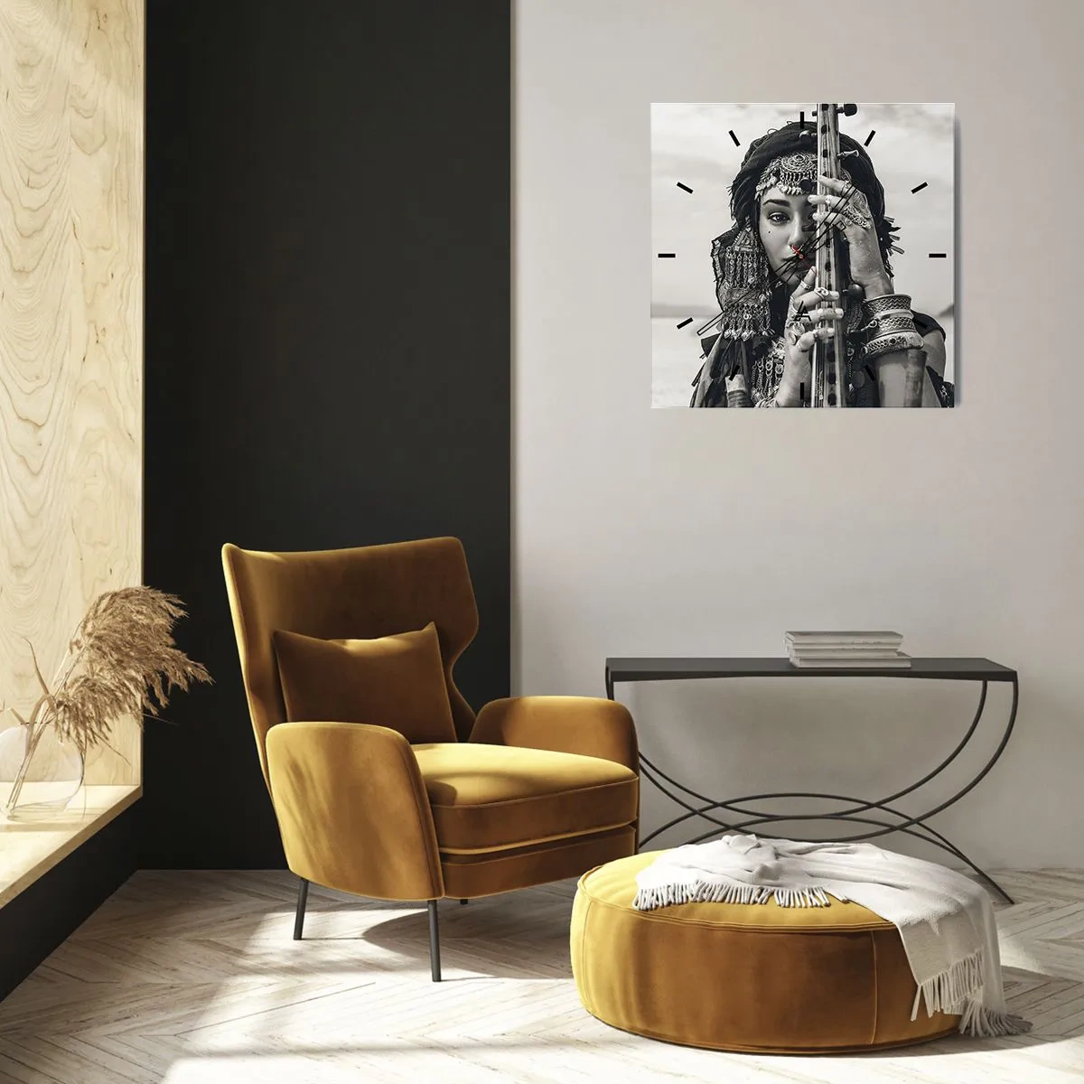 Zegar ścienny - Portret kobiety w etnicznej biżuterii z instrumentem w ręku - 30x30cm - Sama muzyka orientu - Nowoczesna dekoracja ścienna do salonu i sypialni ARTTOR