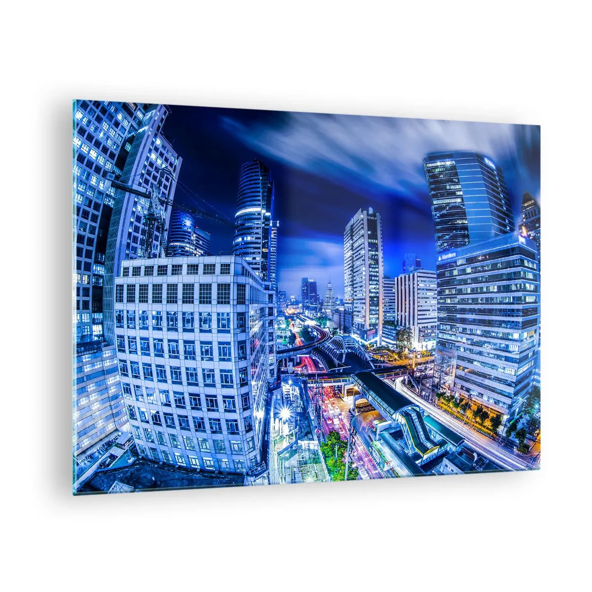 Obraz na szkle - Panorama nowoczesnego miasta nocą z jasnymi światłami - 70x50cm - Rytmy nocnego miasta - Nowoczesna dekoracja ścienna do salonu i sypialni ARTTOR