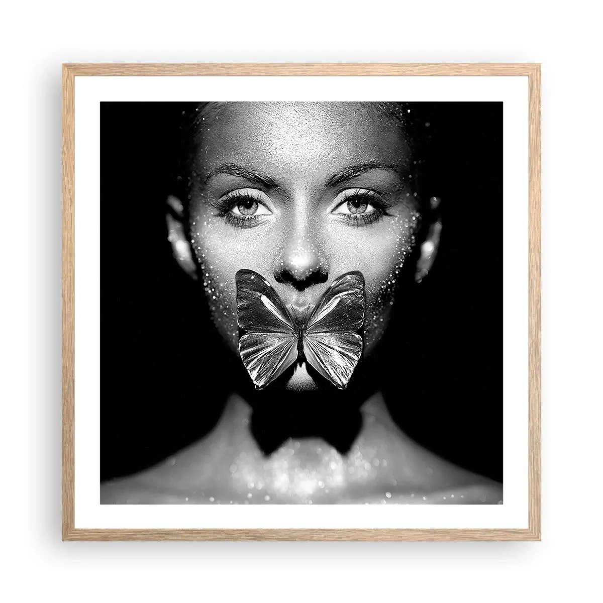 Plakat w ramie jasny dąb - Motyli pocałunek - 60x60 cm