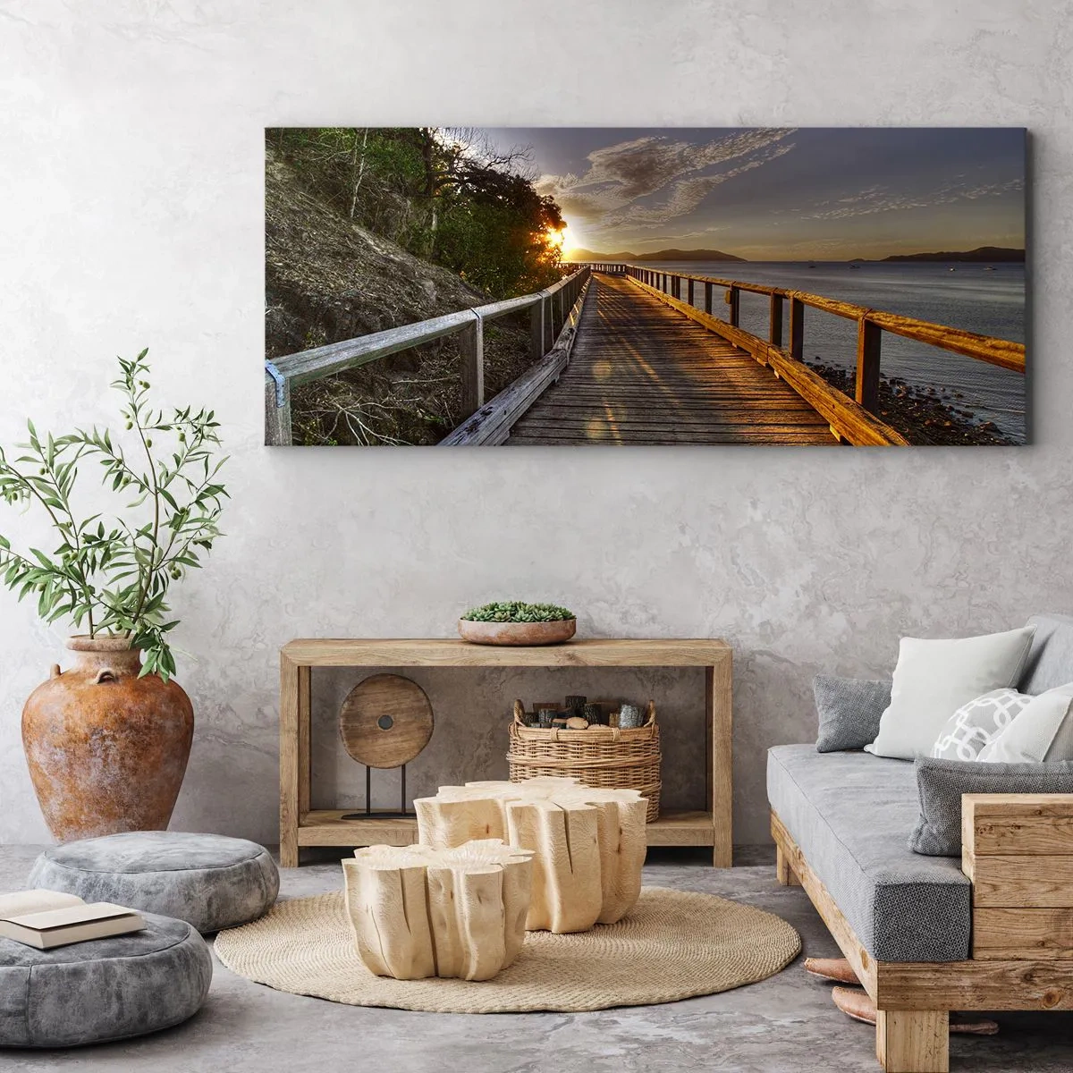 Obraz na płótnie - Drewniany pomost prowadzący w stronę zachodu słońca nad wodą - 160x50cm - Iść, ciągle iść w stronę słońca - Nowoczesna dekoracja ścienna do salonu i sypialni ARTTOR