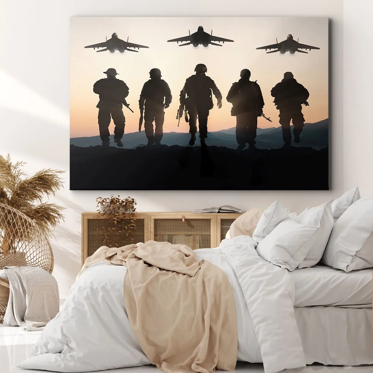 Obraz na płótnie - Sylwetki żołnierzy i myśliwce na tle zachodu słońca - 70x50cm - Witaj w naszym świecie - Nowoczesna dekoracja ścienna do salonu i sypialni ARTTOR