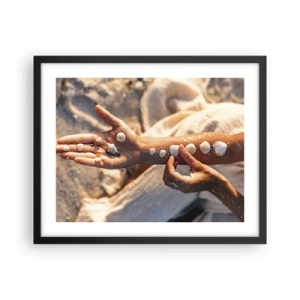 Plakat w czarnej ramie - Piękno w zasięgu ręki - 50x40 cm