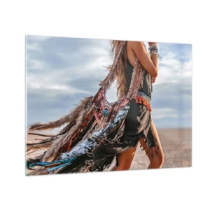 Obraz na szkle - Kobieta w stylu boho z piórami i ozdobami na tle pustyni - 70x50cm - Dziewczyna szamana - Nowoczesna dekoracja ścienna do salonu i sypialni ARTTOR