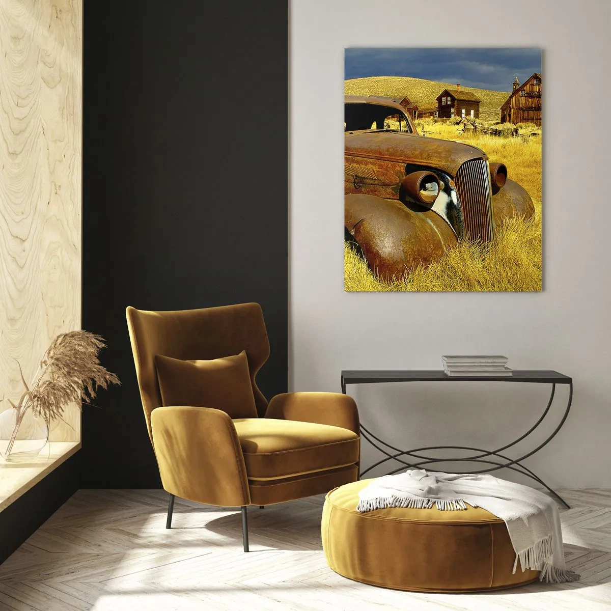 Obraz na szkle - Zabytkowy samochód na tle opustoszałej wioski - 50x70cm - Zasłużony odpoczynek - Nowoczesna dekoracja ścienna do salonu, kuchni i sypialni ARTTOR