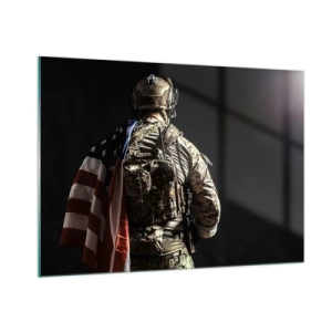Obraz na szkle - Żołnierz z flagą amerykańską na ciemnym tle - 100x70cm - Właśnie dlatego - Nowoczesna dekoracja ścienna do salonu, kuchni i sypialni ARTTOR