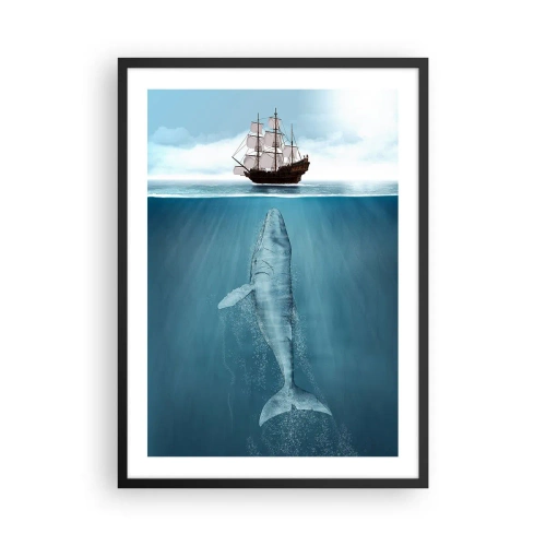 Plakat w czarnej ramie - Statek na powierzchni wody z wielorybem pod nią, w surrealistycznym ujęciu - 50x70cm - Lepiej nie wiedzieć - Nowoczesna dekoracja ścienna do salonu i sypialni ARTTOR