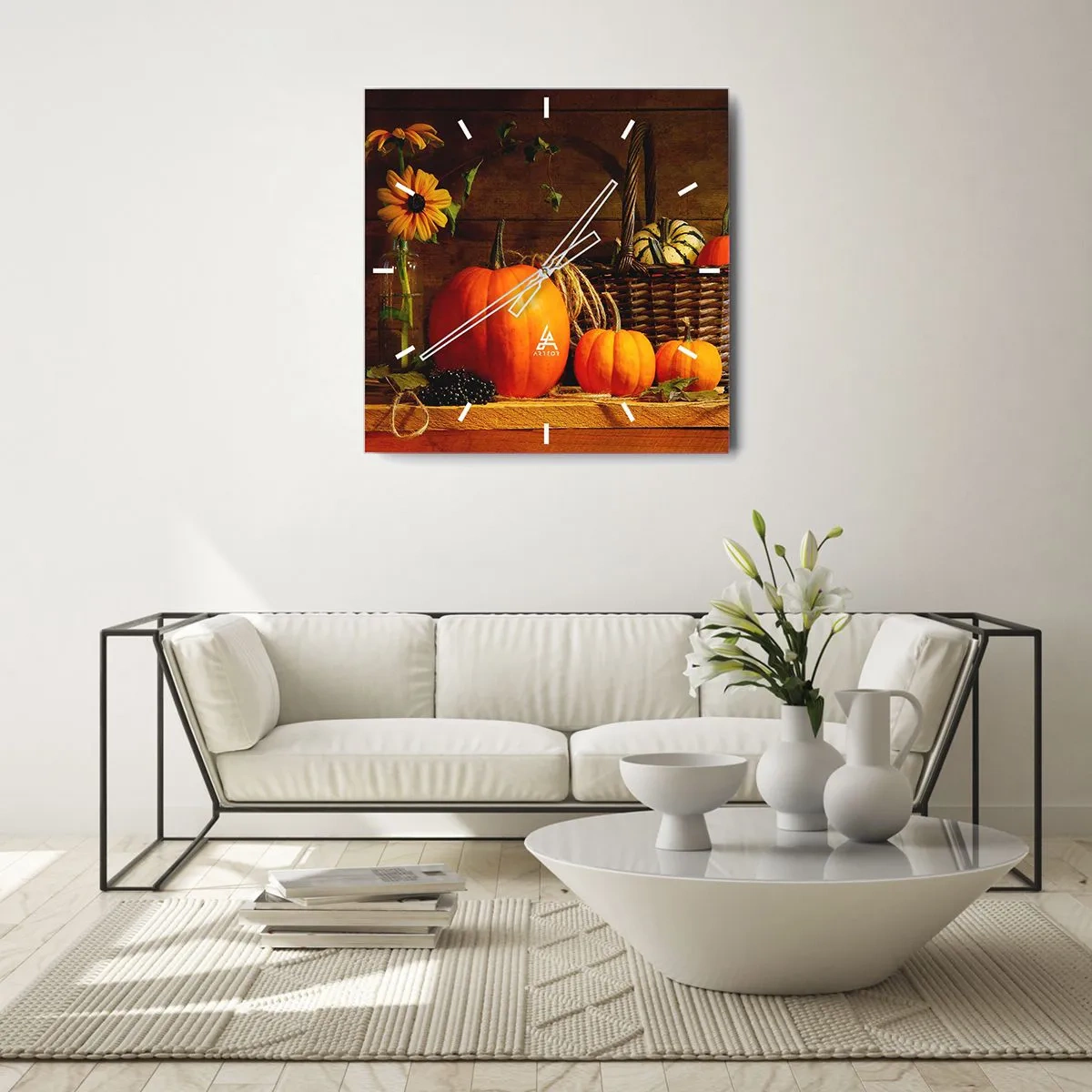 Zegar ścienny - Jesienna kompozycja z dyniami i kwiatami na drewnianym tle - 30x30cm - Rystykalna kompozycja - dary jesieni - Nowoczesna dekoracja ścienna do salonu i sypialni ARTTOR