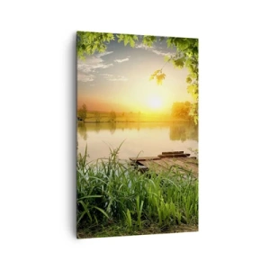 Obraz na płótnie - Zielony krajobraz z jeziorem o zachodzie słońca - 80x120cm - Pejzaż w zielonej ramie - Nowoczesna dekoracja ścienna do salonu i sypialni ARTTOR