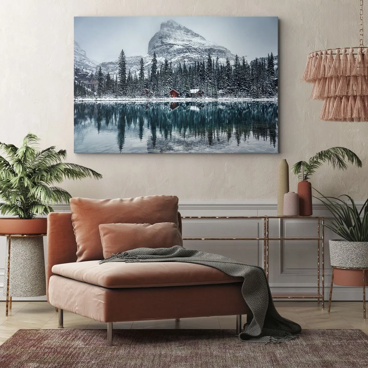 Obraz na płótnie - Zimowy krajobraz z domkami w lesie nad zamarzniętym jeziorem - 70x50cm - Kanadyjskie zacisze - Nowoczesna dekoracja ścienna do salonu i sypialni ARTTOR