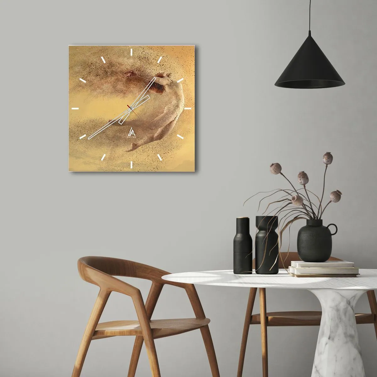 Zegar ścienny - Postać w dynamicznym ruchu z efektem rozpadu - 30x30cm - W tanecznym uniesieniu - Nowoczesna dekoracja ścienna do salonu i sypialni ARTTOR