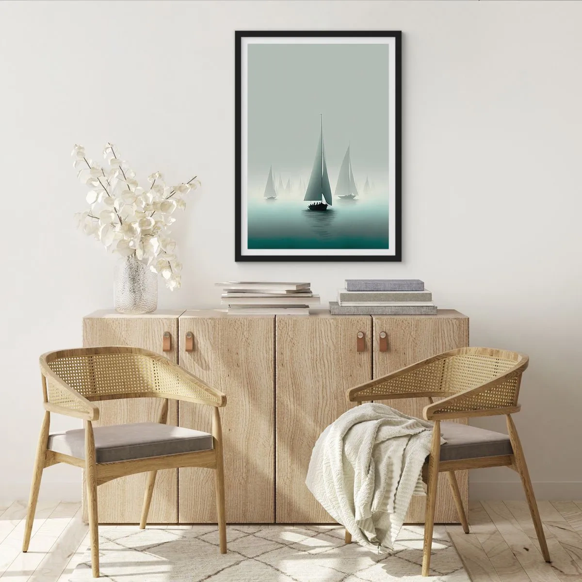 Plakat w czarnej ramie - Grupa żaglówek płynących po mglistym morzu, otoczonych spokojnymi wodami - 50x70cm - Zbudowane z mgły - Nowoczesna dekoracja ścienna do salonu i sypialni ARTTOR