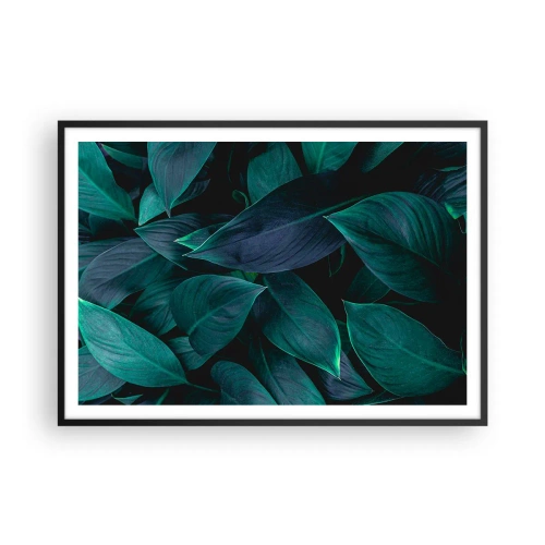 Plakat w czarnej ramie - Zbliżenie na zielone liście z ciemnym tłem - 100x70cm - Zieleń sama w sobie - Nowoczesna dekoracja ścienna do salonu i sypialni ARTTOR
