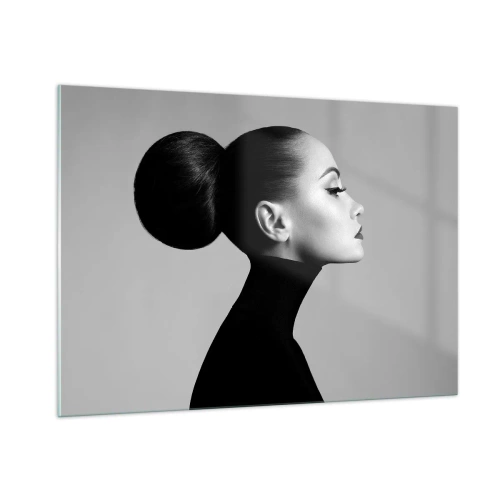 Obraz na szkle - Stylowa kobieta w czerni na tle w odcieniach szarości - 100x70cm - Współczesna Nefretete - Nowoczesna dekoracja ścienna do salonu, kuchni i sypialni ARTTOR