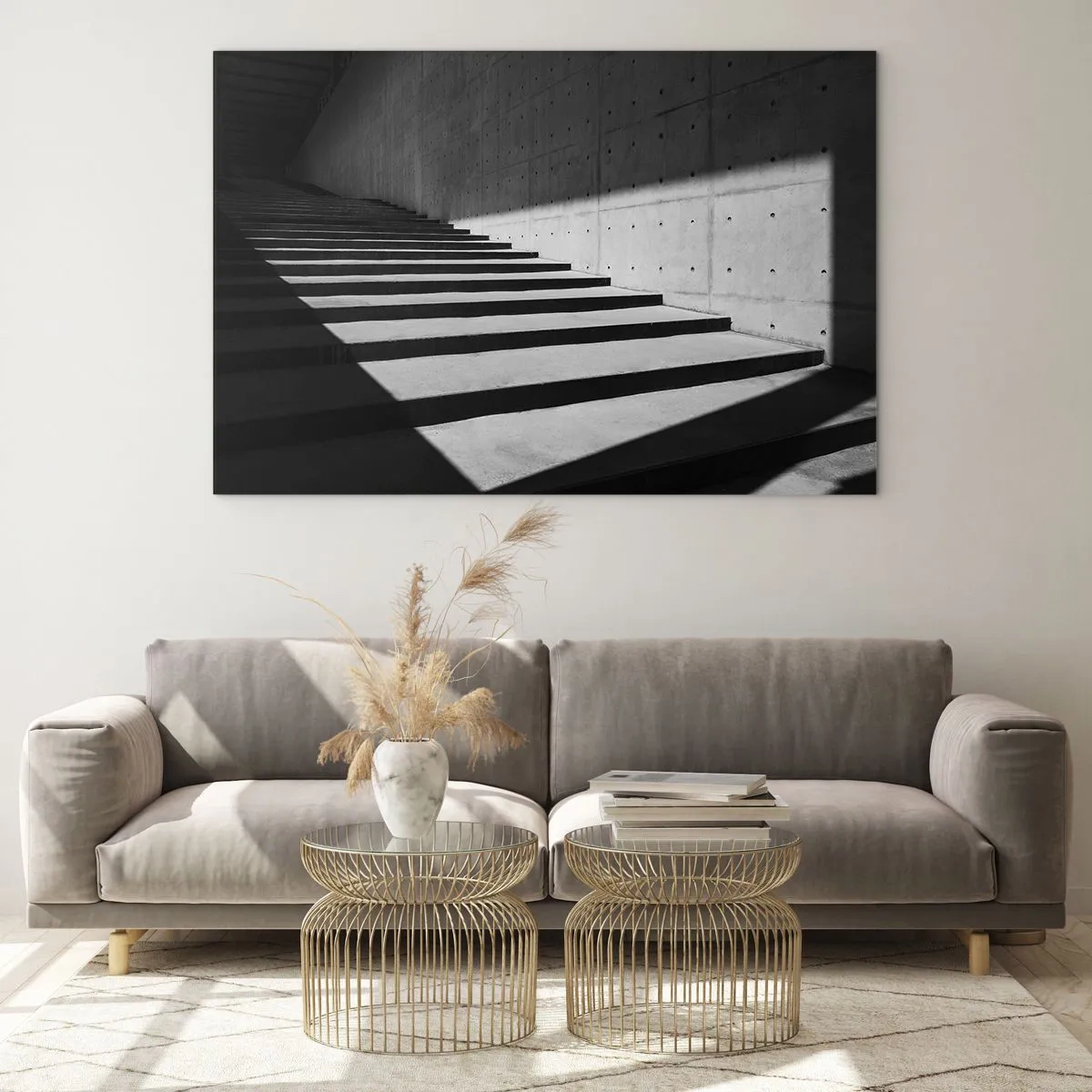 Obraz na szkle - Betonowe schody w ostrym świetle i cieniu w nowoczesnym stylu - 70x50cm - Surowa uroda modernizmu - Nowoczesna dekoracja ścienna do salonu i sypialni ARTTOR