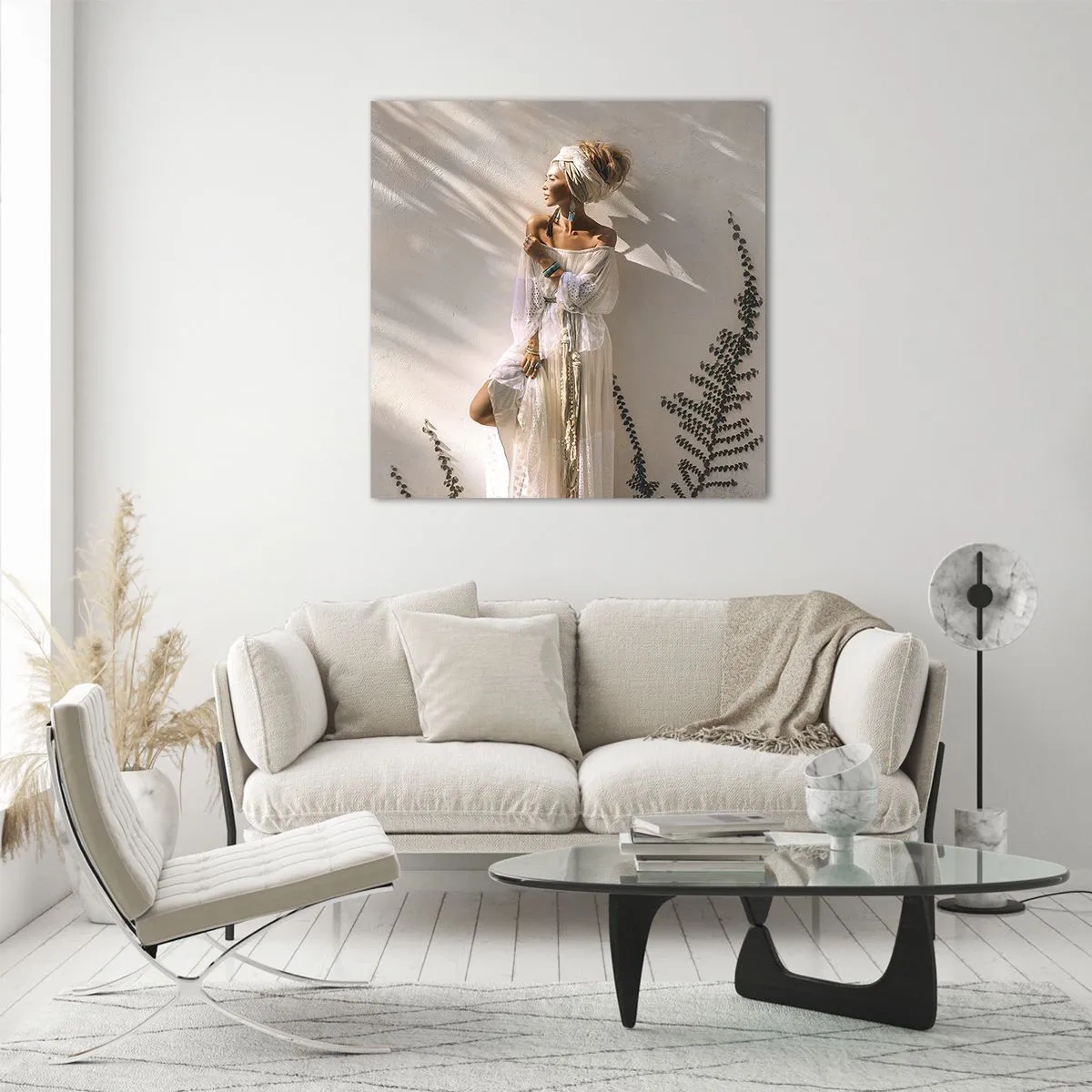 Obraz na szkle - Słońce i dziewczyna - 70x70 cm