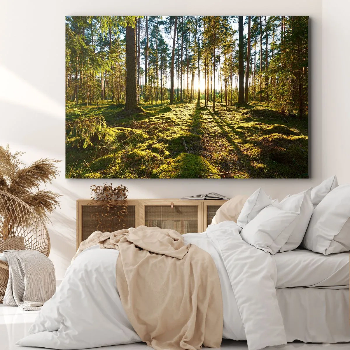 Obraz na płótnie - Zielony las oświetlony promieniami słońca na mchu - 70x50cm - …Za siedmioma lasami - Nowoczesna dekoracja ścienna do salonu i sypialni ARTTOR
