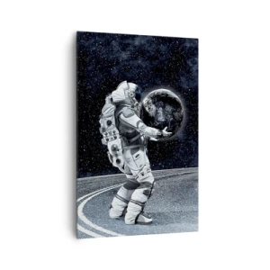 Obraz na płótnie - Astronauta z Ziemią na tle gwiaździstego nieba - 80x120cm - Na Mlecznej Drodze - Nowoczesna dekoracja ścienna do salonu i sypialni ARTTOR