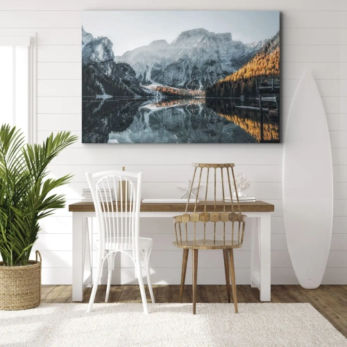 Obraz na płótnie - Lustrzany pejzaż - Górski krajobraz z odbiciem w spokojnej tafli jeziora - 70x50cm