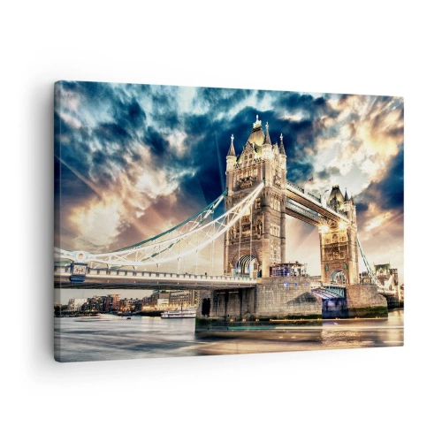 Obraz na płótnie - Pomnik wiktoriańskiego imperium - Tower Bridge o zmierzchu na tle dynamicznego nieba - 70x50cm