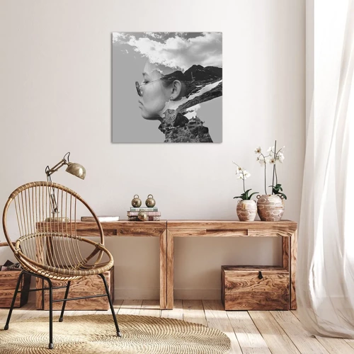 Obraz na płótnie - Portret górny i chmurny - 60x60 cm